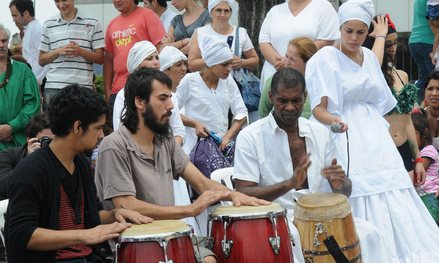 Sobre las religiones de matriz afro y sus cultos en la argentina